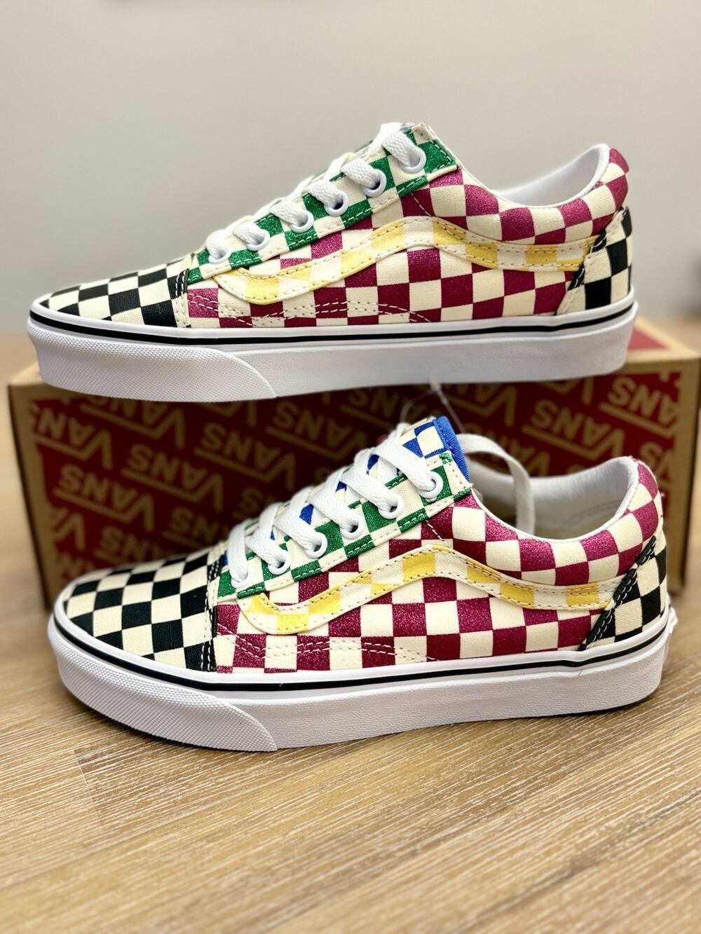 VANS New Old SKOOL Womens Multi-colored Glitter Checkerboard Sneakers Sz US 7.0